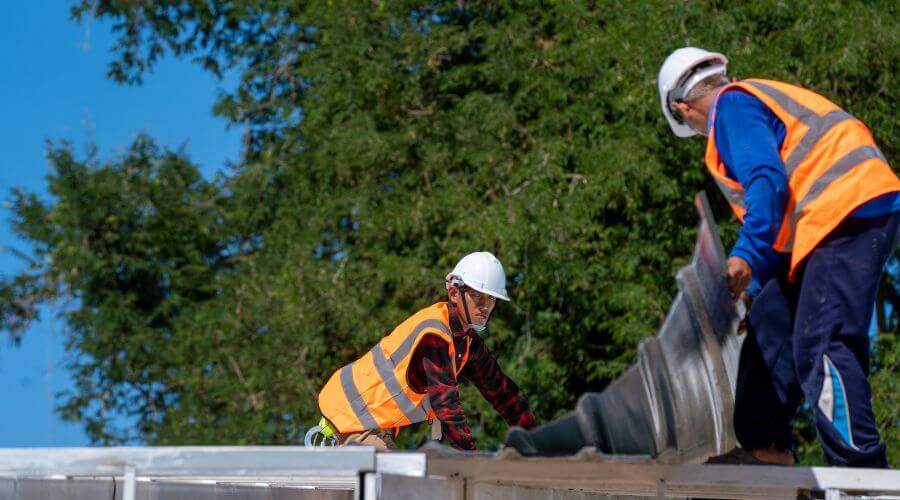 Professional new roof installation services in Kingsford, MI